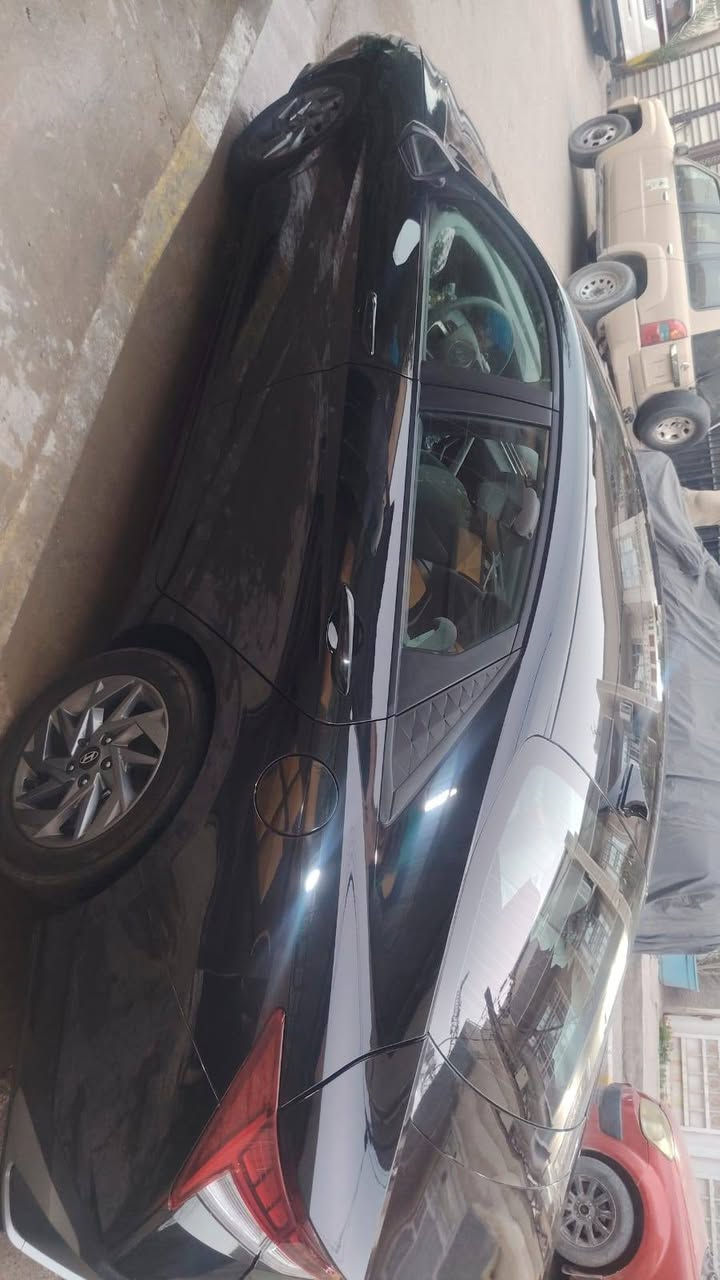 النترا ٢٠٢٥ هايبرد فول ماعدا الفتحة والكشنات رقم بغداد هزه وفحص وترقيم كله جديد صار شهر
١- الون اسود مبدل بيه ٣ قطع بلادي بدون صبغ ليبل
٢- رادار امامي جانبي خلفي
٣- تحديد مسار قيادة آلية
٤- ثلاثة أنظمة قيادة ( اسبورت + ذكي + اقتصادي)
٥- حساسات خلفيه وامامية
٦- تحكم استيرن
٧ - شاشة تدعم كار بلي
٨- بريك ذكي
٩- رادارات بالمري الجانبية
* ملاحظة / السيارة صارلها شهر من دخلت العراق رقم *********** السعر ١٦٥ وبيه مجال
