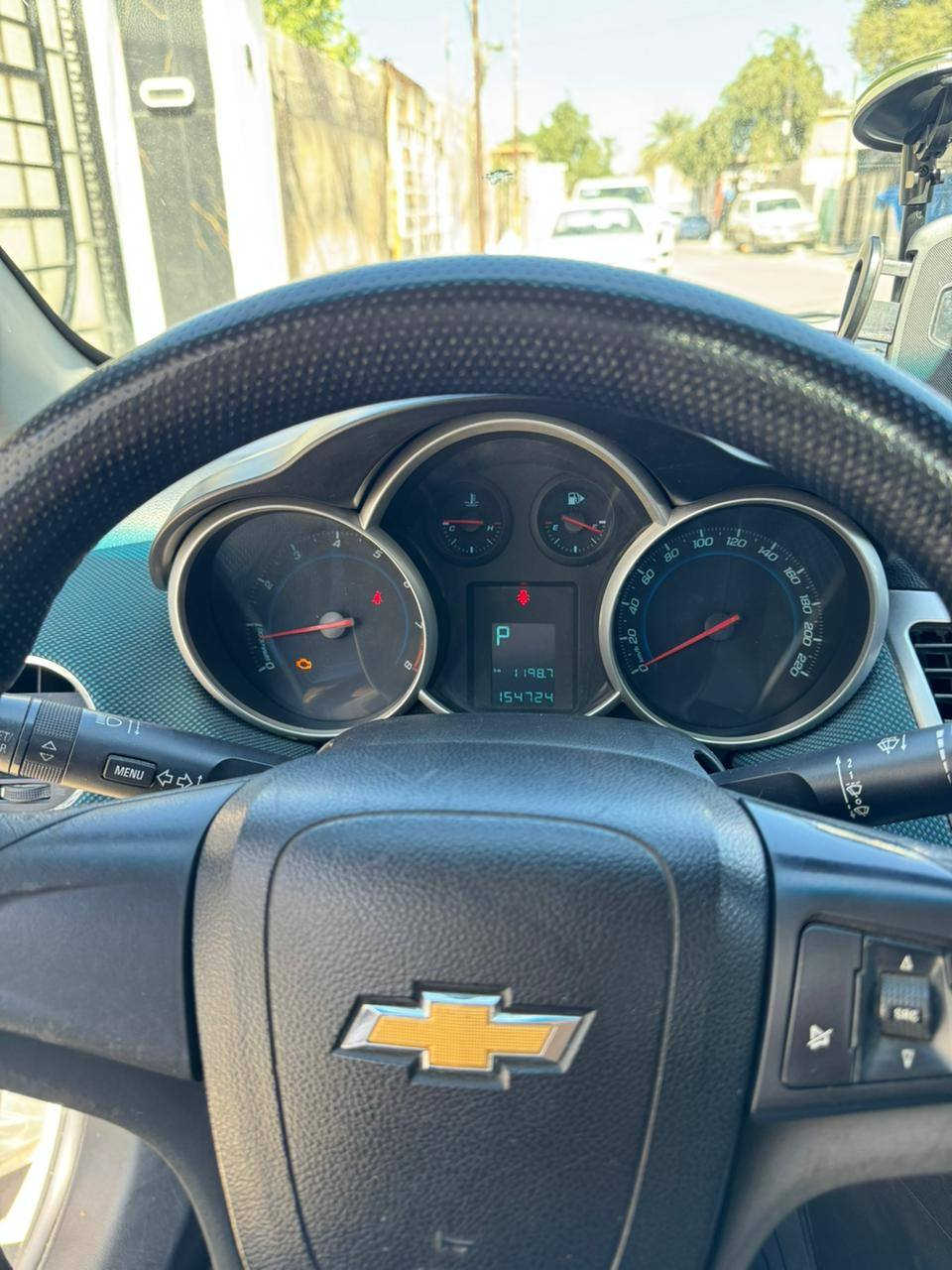 شوفر كروز خليجي موديل 12 بارد بسيط بيها وموضح ب صورة سيارة جاهزة من كلشي 75 وبيها مجال 
الاتصال فقط 
***********
الحاج ابو حوراء
