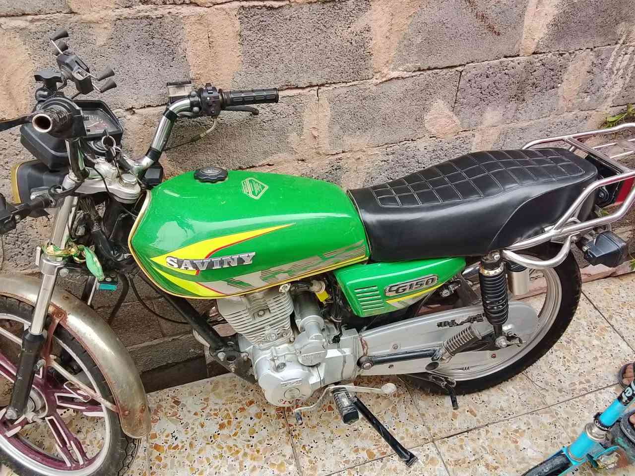 دراجه سافان للبيع السعر 550 
***********
