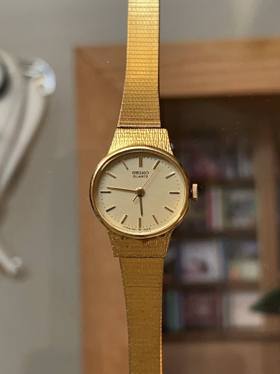 ساعات نسائية من منشأ عالمية
مكائن ياباني سويسري امريكي دنماركي
▪️(كوازتز' تكويك)
🔻 للمزيد من التفاصيل عن أي ساعة يرجى التواصل خاص


**إذا كنت صاحب هذا الإعلان وتريد حذفه لأي سبب، رجاءا أرسل رسالة إلى الدعم الفني**