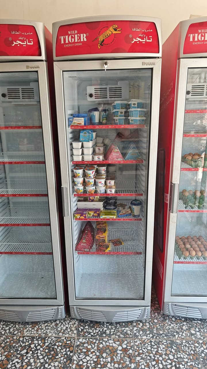 عارض عدد اربعه التركي ابو الحاسبه زائد مجمد السطحيه زائد رف احطاطه الطول زائد رفوف واللي رقم الهاتف العنوان ابو غريب عمارات السكنيه ***********
