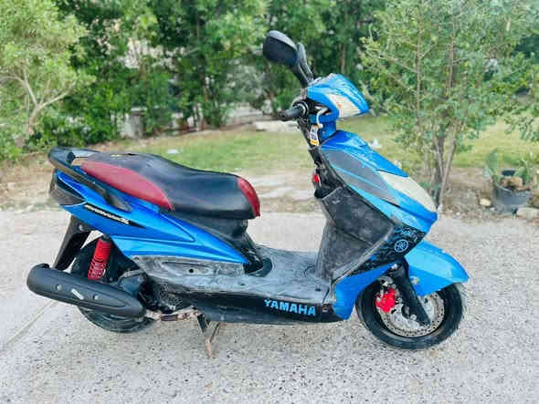 السلام عليكم سكنس فحل ياباني للبيع الدراجه جديده ماشيه 43 والنضافه گدامكم كهربائيات كامله ستان حساس قبق نفخ السعر 750 بيهه مجال المكان بغداد ***********
