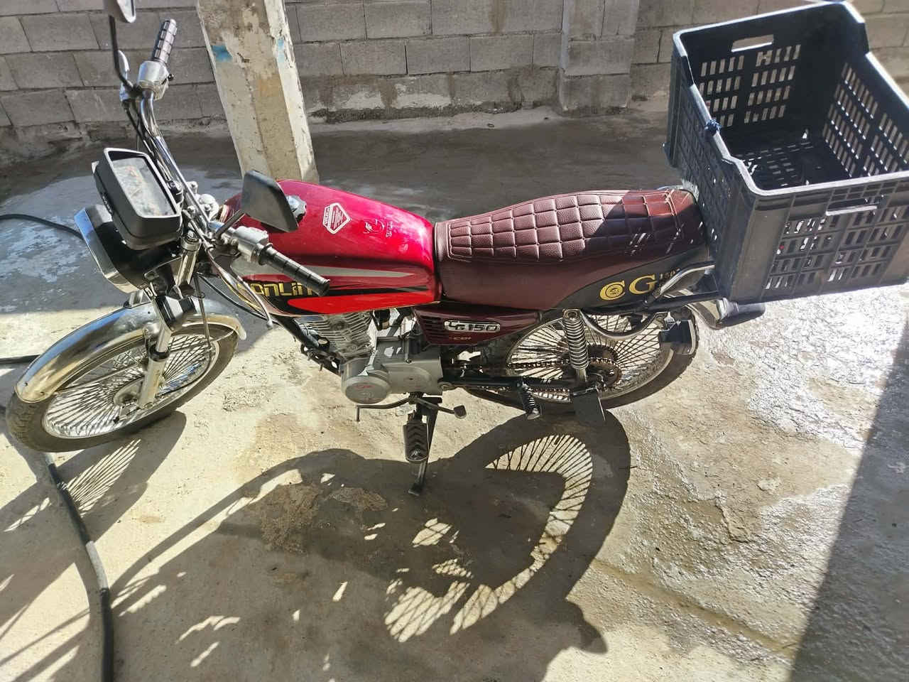 سلام عليكم تايكر ٢٠٢٠ وزن ثقيل تحريكه نشاط فول نار وايرمنيه لايت سكن اشارة تشتغل مكينه خرسه شرط ماطور يخبل الله شاهد مكان حمدانية السعر ٤٠٠ وبي مجال مكلف بنشر اتصل على هاذا الرقم ***********
