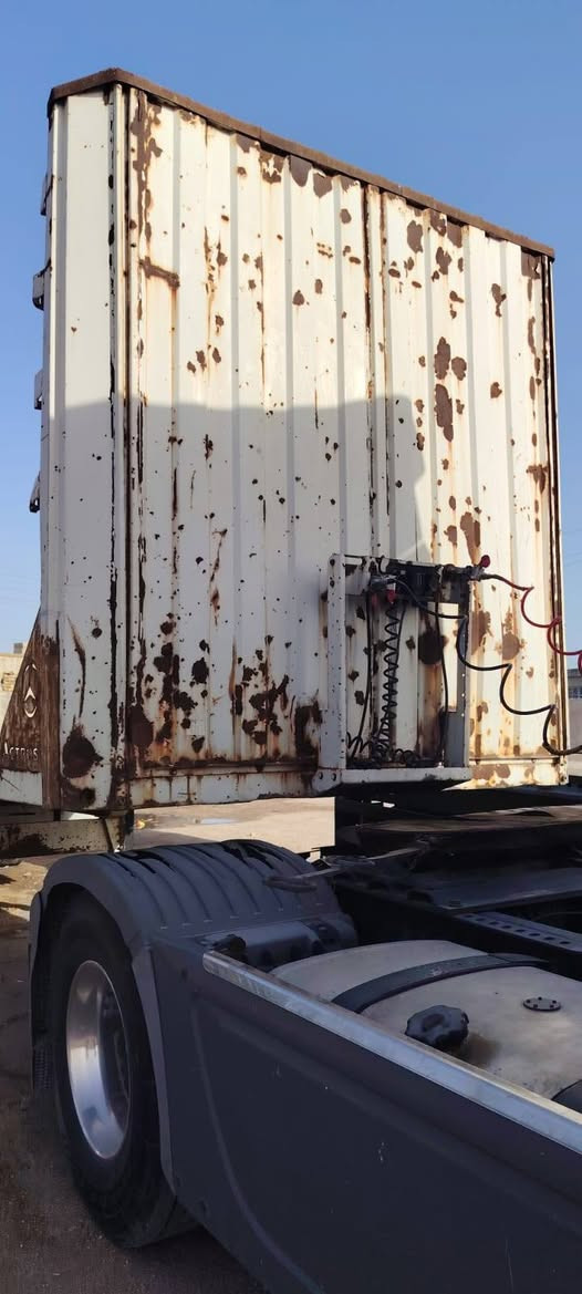 سلام عليكم البيع عربانة ماموت مكفولة كفالة عامة طول ١٣ و٦٠ الاستفسار *********** 》سعر ١٢٠ وبيها مجال
