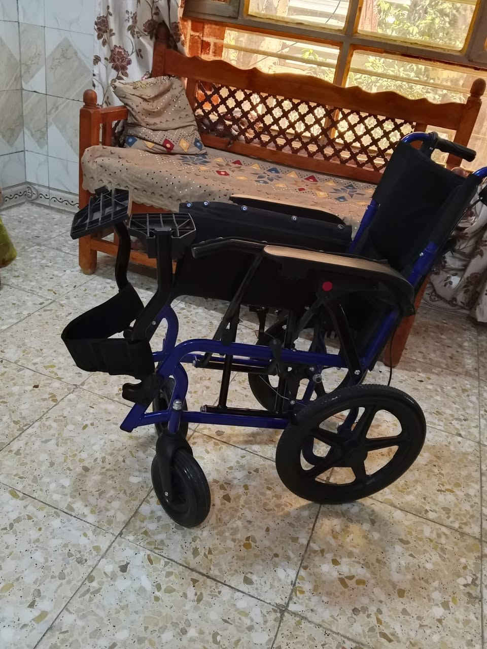 عربانه قويه درجه اولى تتحمل 150 كيلو جديده مامستخدمه مره بس صار سبوع اخذته 260 رايده 175 
قويه متينه جدا شرط الفحص مكان بغداد حي القاهره تواصل تعليق اوخاص


**إذا كنت صاحب هذا الإعلان وتريد حذفه لأي سبب، رجاءا أرسل رسالة إلى الدعم الفني**