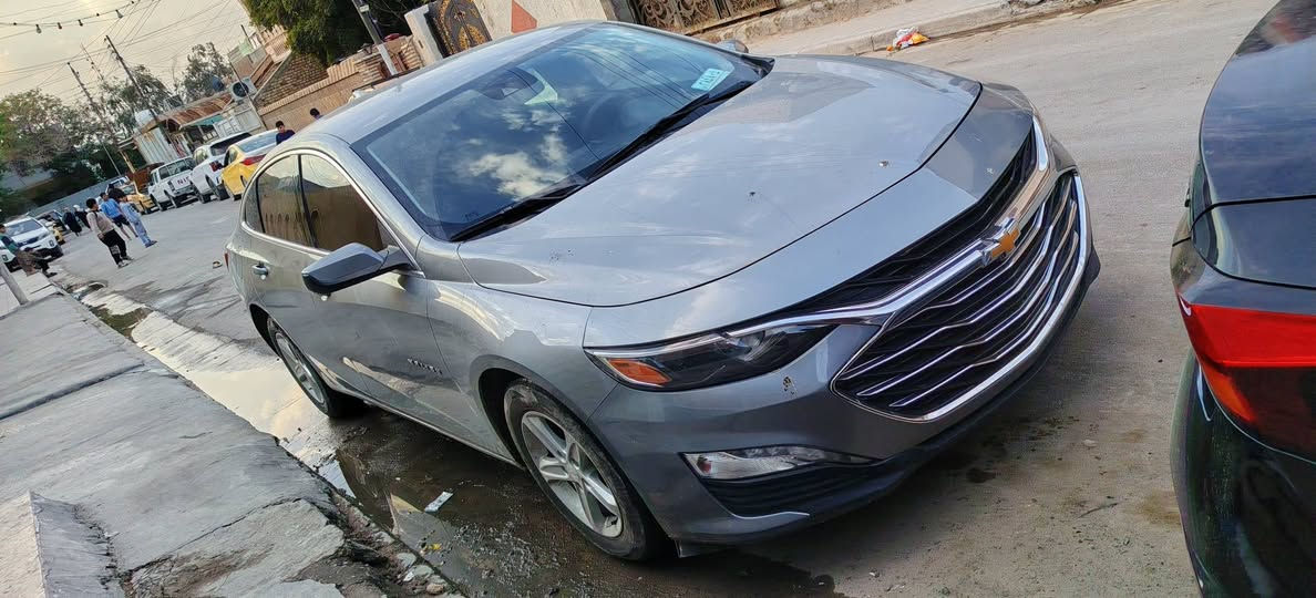 ماليبو 2024  lt
بدون رقم  حادث جانبي صفحة 

السعر 130ورقه
***********
بغداد الامين
