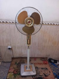 سانيو • مروحة عمودية • بدون تأرجح