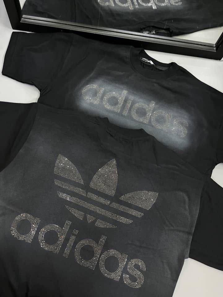 بدي موشم  قطن سوبر ماستر 
القياسات L XL 3XL 
 الدرزن 90 الف


**إذا كنت صاحب هذا الإعلان وتريد حذفه لأي سبب، رجاءا أرسل رسالة إلى الدعم الفني**