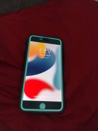 آيفون ٧ بلس • ١٢٨ • بطارية ٦٠٪