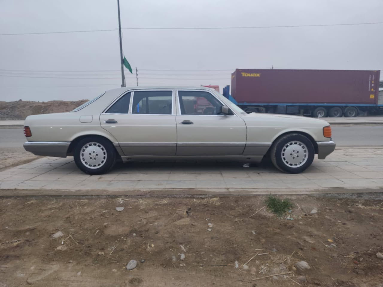 سلام عليكم مارسدس جامبو مديل 87 محرك بلادي بيهة بدايت بخار بدون خياس ولا قواعد ولا شواصي صدر 80/100 مصبوغة لجامالية تخم تاير غرفتهة حلوة سيارة تحويل ثانيوم رقم بغداد سعر 70 وبيهة مجال ***********
