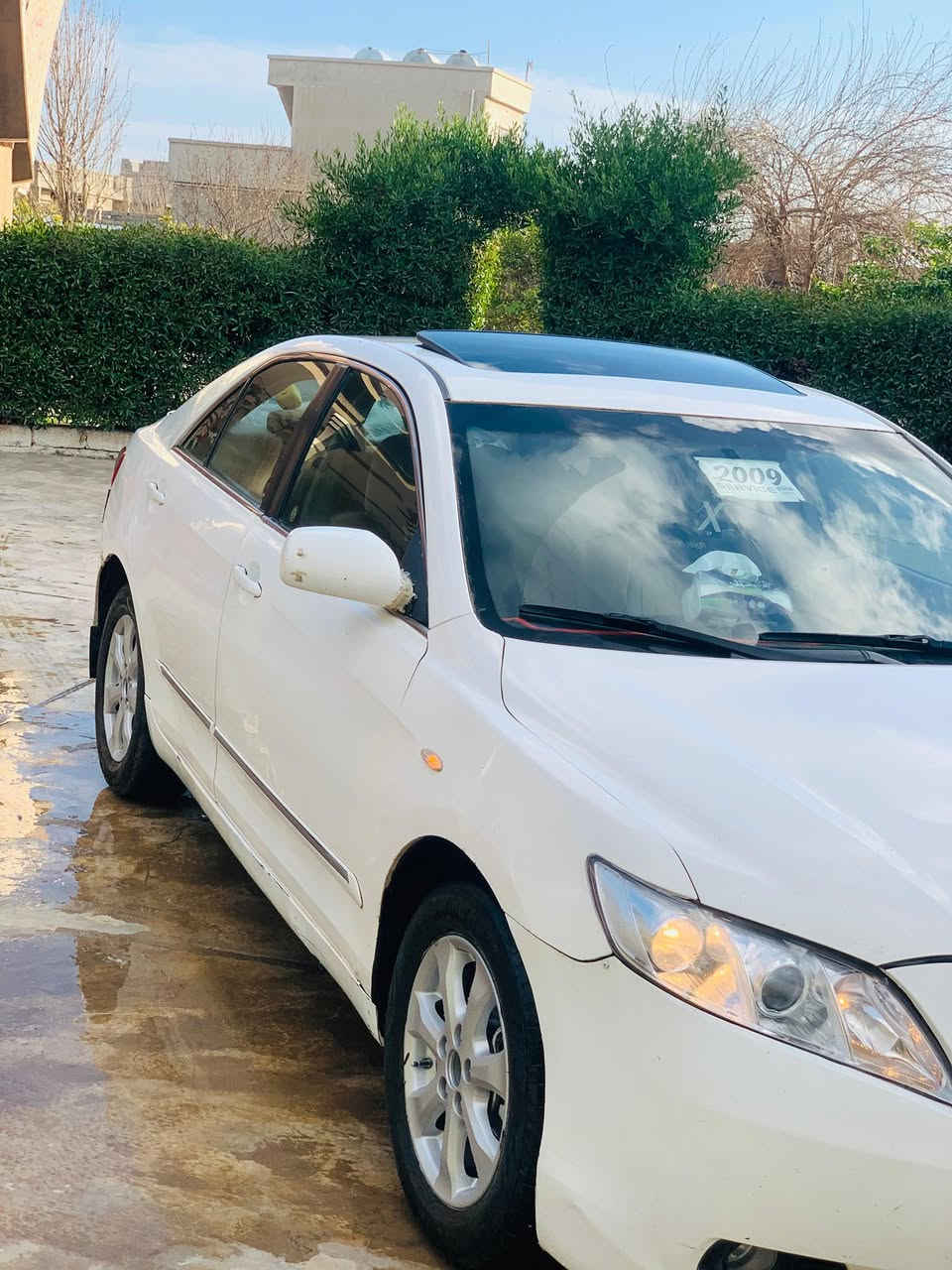 السلام عليكم ورحمة الله وبركاته
‏
‏للبيع او المراوس حسب القناعه 
‏
‏تويوتا كامري
‏
‏ 2009 امريكي 
‏
‏لون ابيض .
‏
‏رقم صلاح الدين شرط التحويل والغرامات 
‏تدفئة تبريد 
‏كهربائيات فوول 
‏گير شرط 
‏محرك ينقص شي قليل جدا 
‏السيارة ابيعهاا صبغ عام 
‏موجود السونار اسفل المنشور 
السعر 85‏
‏اتصل:  ***********
‏     : ***********
‏
‏
‏
