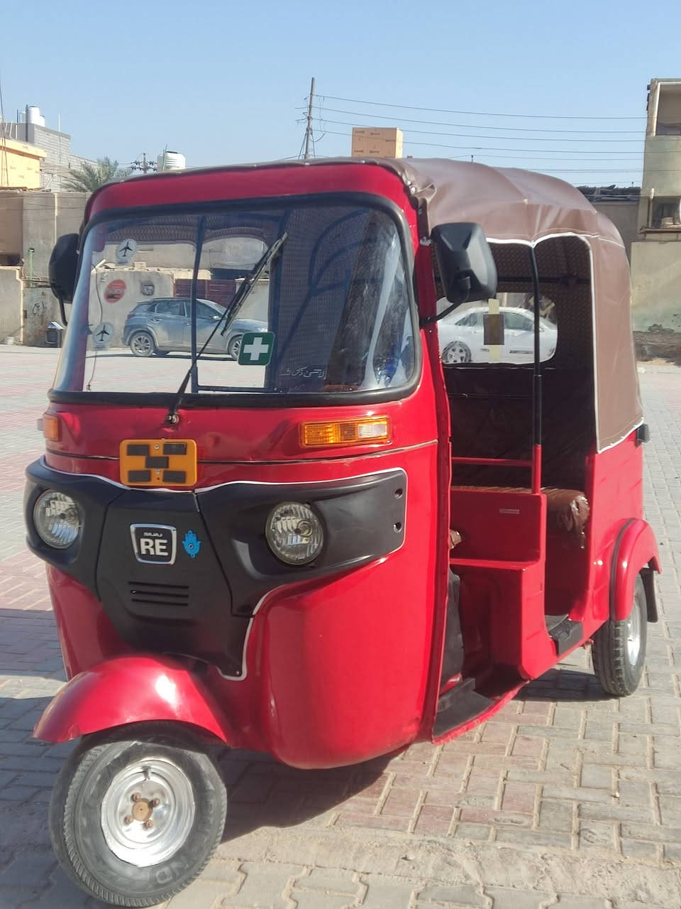 ,السلام عليكم تكتك للبيع موديل 18 شهر 11 اوراق بسمي مصبوغه عام للجماليه تكتك جاهزه متخسر عليه ربع السعر 4250مجال بصيط الستفسار ***********
