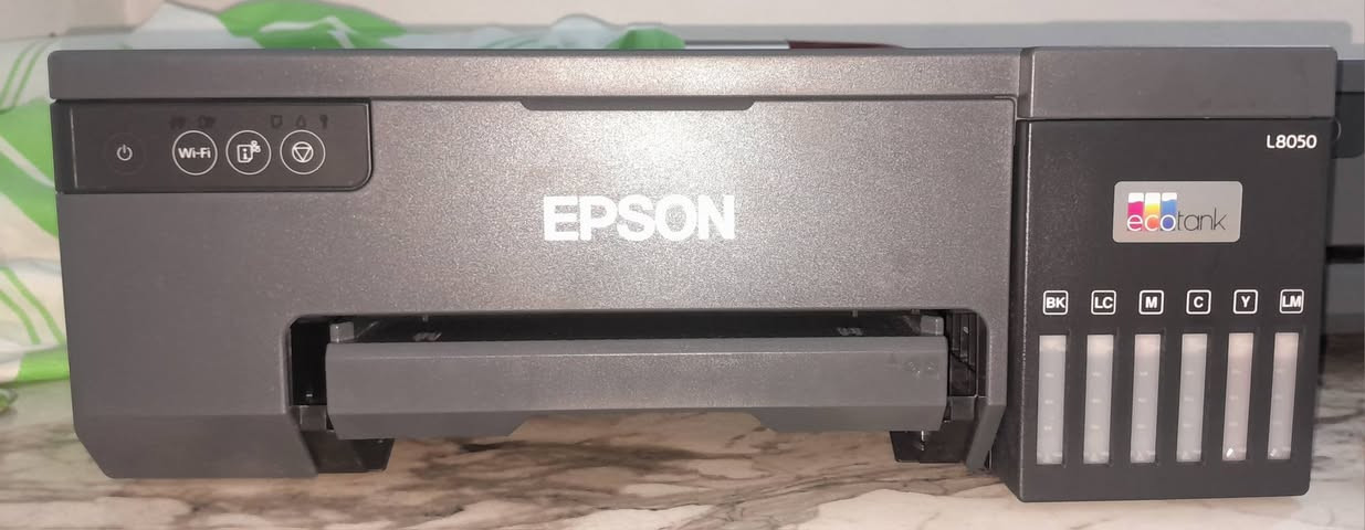 موديل الطابعة: EPSON L8050
الحبر: حراري
الملحقات: كاملة مع الكاتون
تاريخ الشراء: 2026/06/24
السعر: 390 الف مع مجال بسيط
واتساب: ***********
