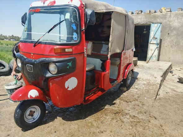 سلام عليكم للبيع تكتك 19 رقم وسنويه بسمي ذي قار مكاني ذي قار قضاء النصر السعر 4و 200
الرقم ***********
