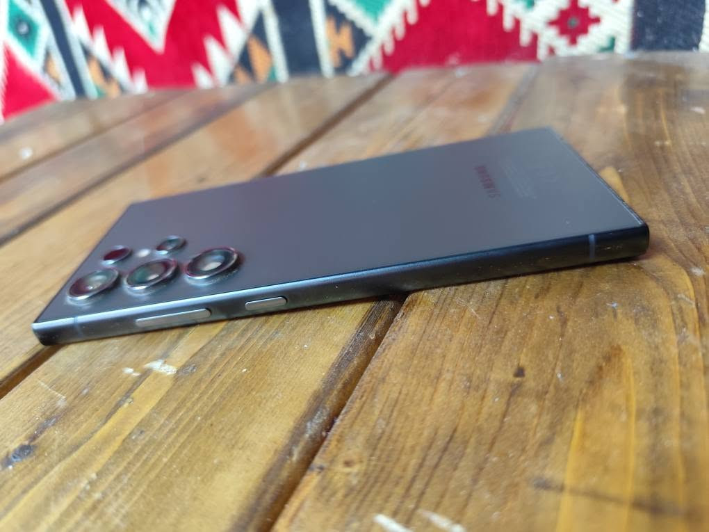 galaxy s24 ultra 
تەنها ماکو پیسی کەڤەری گرتوە 
باقی زەمان و نەکراوە 
تەنها ٥٤٠ دۆلار قوفل 
٢٥٦ رام ١٢
جیبال 
بێ ئەشیا
فول
camera 100x 
pubg 120 fps
snapdragon 8 gen 3 
شوێن هەولێر گەیاندن هەیە 
*********** أربيل, العراق
