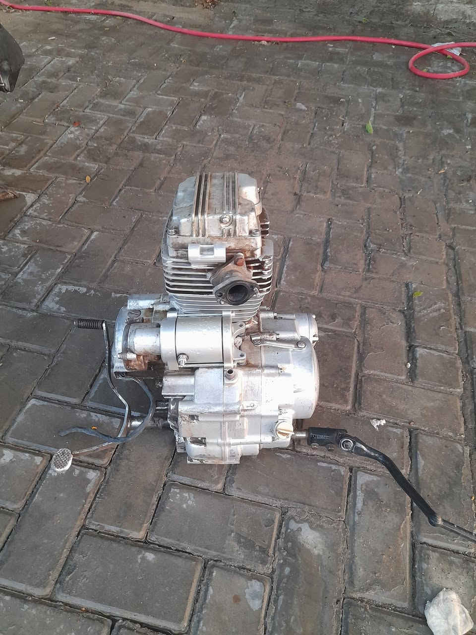 السلام عليكم عندي مكينه ديوان ابلادي للبيع السعر ١٠٠ بيهه مجال بغداد ***********غير على فيس
