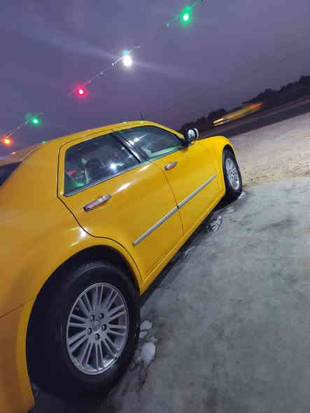 السلام عليكم
اوباما 2010 أصل
اربع چوكات
سياره جديده كفاله عامه
شرط الدعايه الاماميه أصليه
حداديه اماميه وخلفيه جديده
تخم تاير جديد
مكينه +گير+اكسن جدد
السعر 130وبيها مجال قليل
***********
***********
