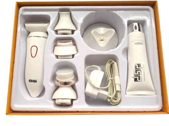 جهاز العناية الشخصية 5 في 1 المتكامل

 الاستخدامات 5 في 1 من ماركة DSP (احترافية - فرنسا).
🖍️جهاز كهربائي للعناية بالبشرة والشعر مزود برؤوس متعددة.
🖍️يحتوي على 5 وظائف مختلفة في جهاز واحد، مثل:
1. رأس لإزالة الشعر (إبلايتور).
2. رأس للحلاقة والتشذيب.
3. رأس لتنظيف البشرة (فرشاة دوارة).
4. رأس للتقشير والعناية بالوجه.
5. رأس للمساج أو العناية الإضافية.

🖍️مزوّد بكريم تنظيف وتقشير مخصص للبشرة.
🖍️تصميم أنيق وسهل الحمل مع مفتاح تشغيل بسيط.
🖍️مناسب للعناية اليومية بالبشرة وإزالة الشعر مع نتائج سريعة.

السعر 35 الف
توصيل 3 الاف لجميع المحافظات🇮🇶
للحجز راسلونا📲
واتساب ***********
ن 5
#ب
