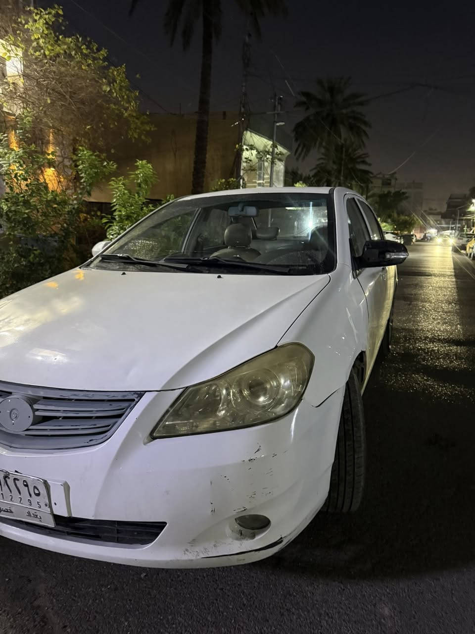 بي واي دي جي ثري ٢٠١٥ ماشية١٣٤الف السعر٤٦ورقة وبيها مجال العنوان بغداد الشعب***********
