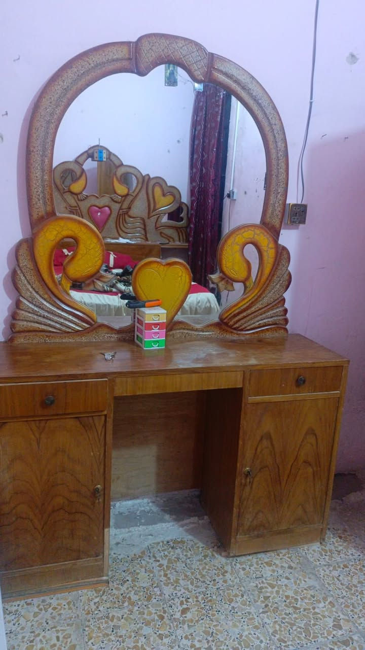 سلام عليكم غرفه لبيع سعره 200فقط كنتوره صقفه واقع


**إذا كنت صاحب هذا الإعلان وتريد حذفه لأي سبب، رجاءا أرسل رسالة إلى الدعم الفني**