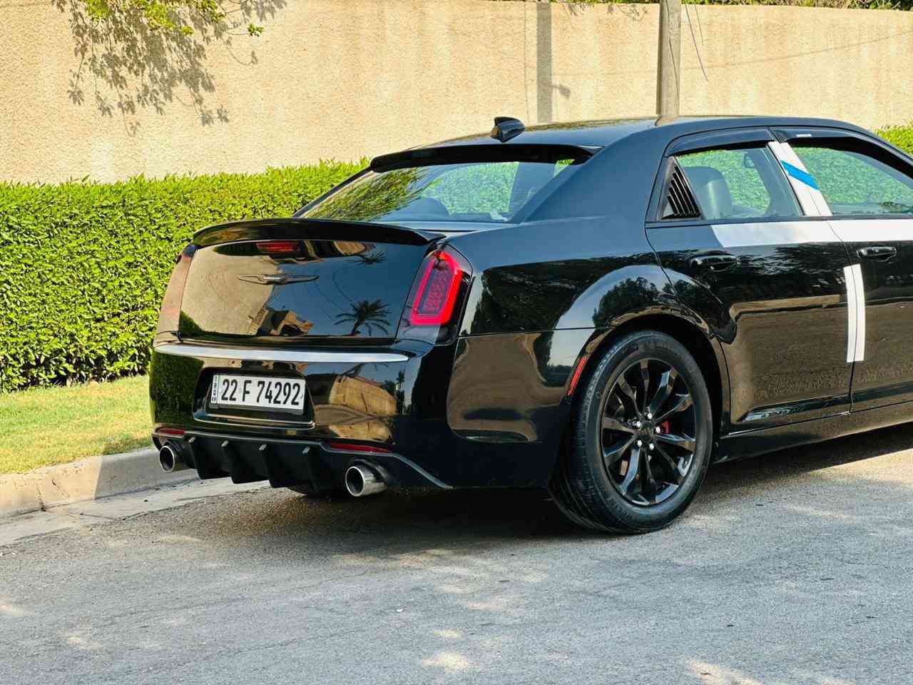 اوباما 2019 300s
فول مواصفات ما عدا الفتحة
رقم اربيل تحويل مباشر
رايديها 185$

+964 774 035 7751
