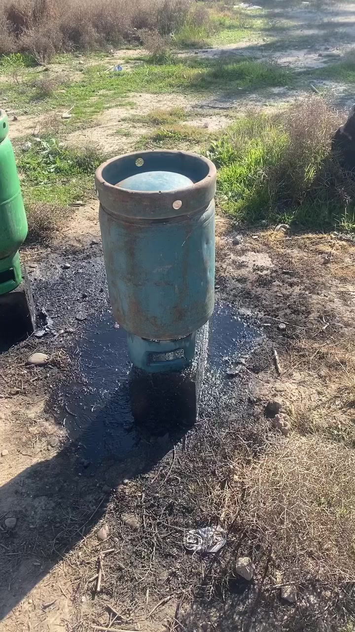 بسم الله الرحمن الرحيم
على بركة الله غاز الخليل يوفر  غاز مع التنظيف واصل للبيت وياهلا بالگرايب ملاحظه التنظيف "الحمل بحملة" 
كل ماعليكم الاتصال على الأرقام التالية
*********** ايهاب الخليل
 *********** احمد الخليل
 ***********احمد الخليل
