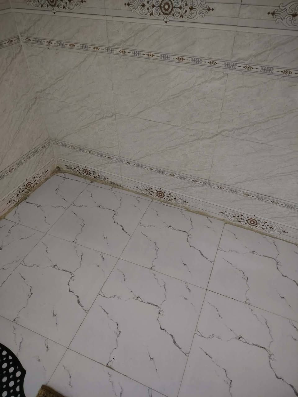 بيت للبيع زراعي بالبدعه المساحه 250
***********
