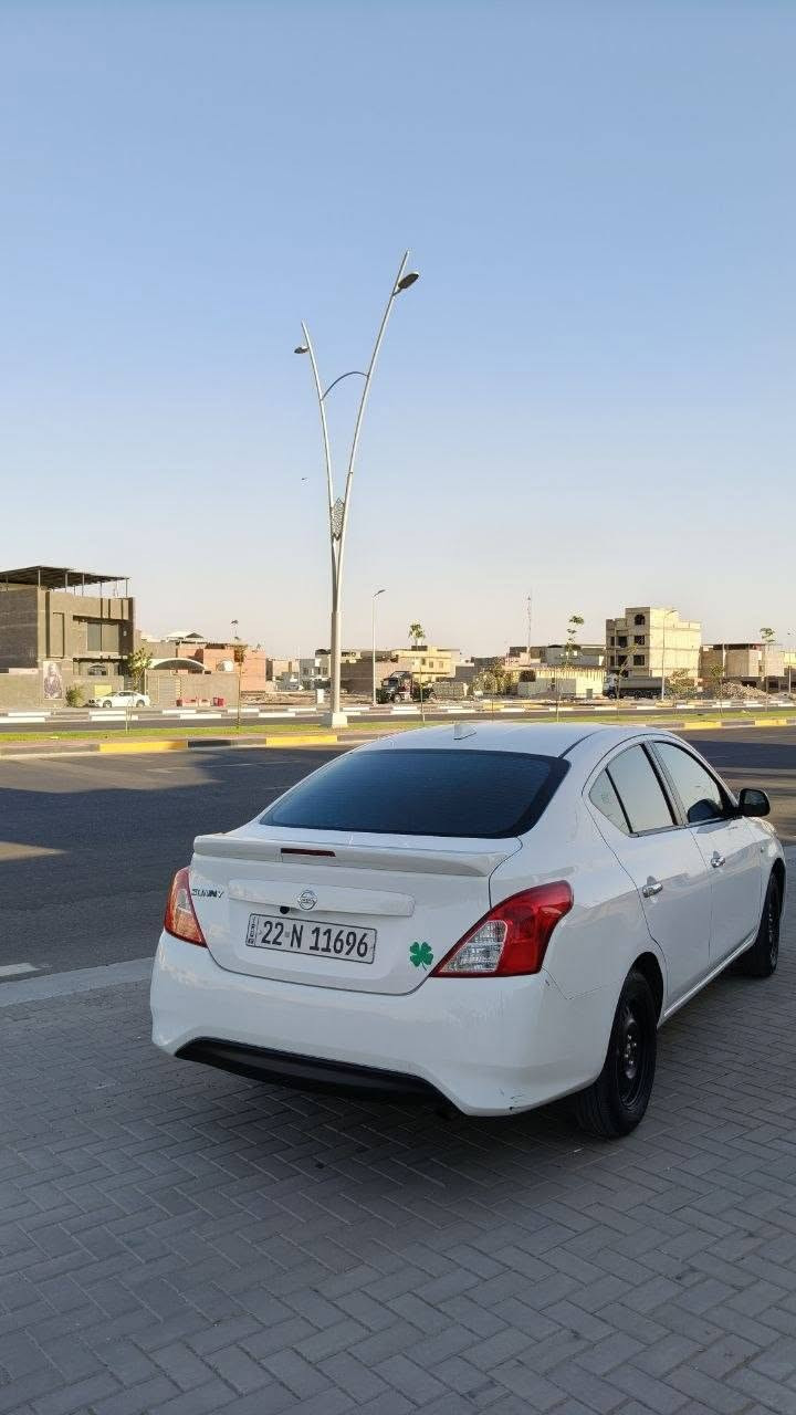 السلام عليكم للبيع نيسان صني هندي بليته الزركه 2024 كفاله ماشيه 23 الف سياره جديده ستخدام شخصي بسم شركه تريد تحويل وكاله حاضر  مكاني البصره حي الزيتون للستفسار ***********
