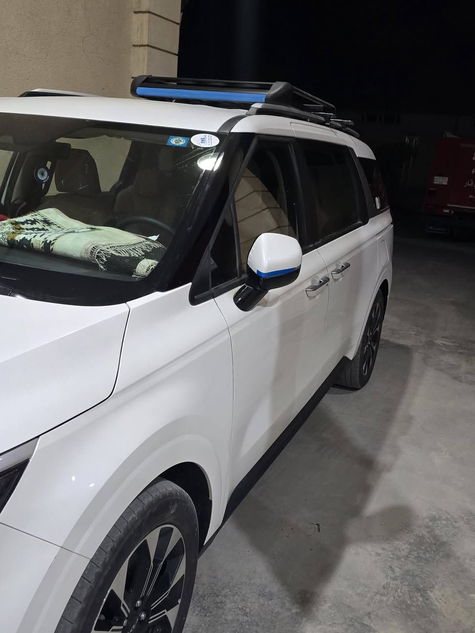 كيا كرنفال
كوري اصل
خط واحد
فول ماعده الفتحه
بغداد باسمي
ماشيه عشرة الاف كيلو متر
للبيع او مراوس 
سعر البيع 3 شدات و خمسة وبيها مجال 
***********
