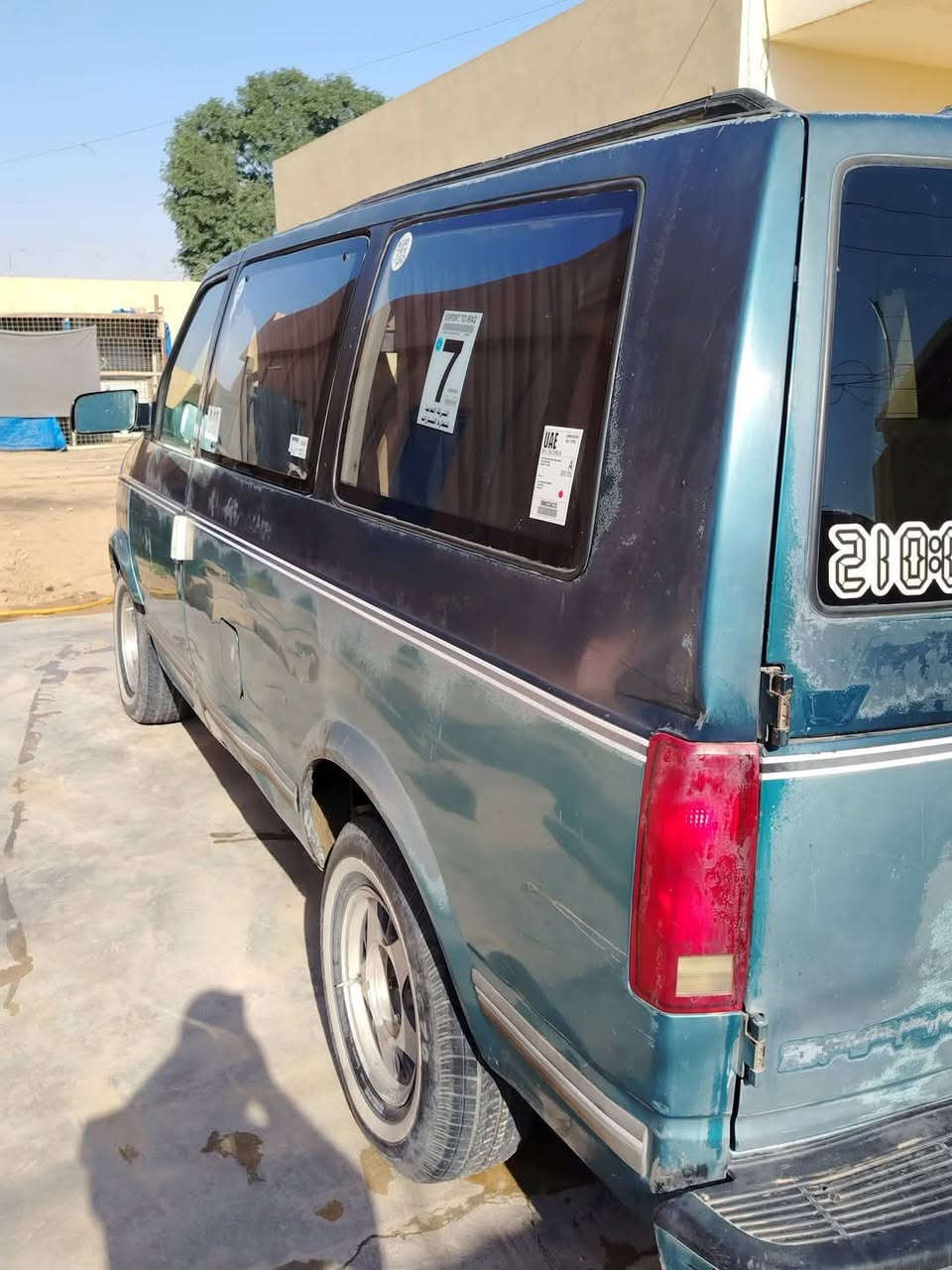 للبيع جمسي سفاري استيشن موديل ٩٥ نضافتهه نفس الصور مكان اديالى ***********سعر ٣٠وبيها مجال
