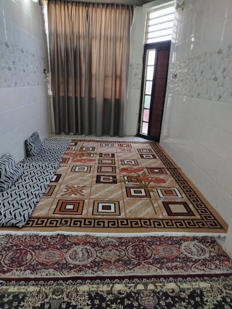 بيت للبيع طابو زراعي سند 25 شارع علوة فحل شارع قاعه الحديد  بناء جديد سيراميك للسقف اساس صب سقف صب بناء بناء طابوك تبليط وأناره وانتريت ضوئي يحتوي على غرفتين وصاله واستقبال ومطبخ وصحيات اتصال على رقم***********
السعر 47 النجف, العراق
