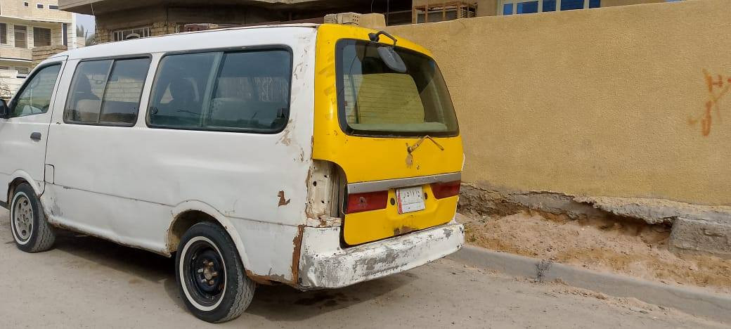 سياره للبيع موديل 1998 بغداد سعرها 40وبيها مجال سياره جاهزه ما ناقصها اي شي شواصي ركير ومحرك كله مكفول للتواصل عل رقم ***********
