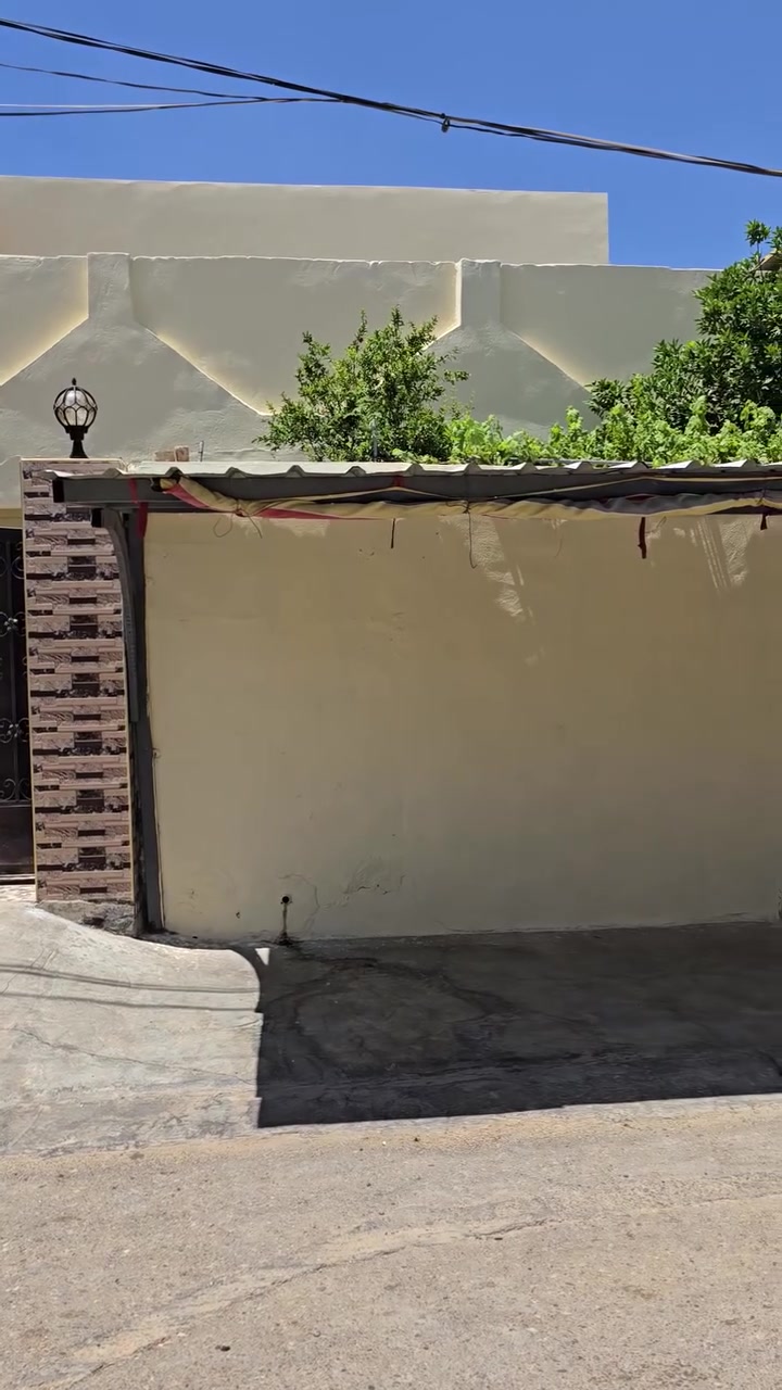 دار سكني طابو صرف الحي العسكري قرب عروس مندلي طابقين بناء مرتب مساحة ٢٤٠م الواجهة ١٢م للبيع للاستفسار ***********
***********
