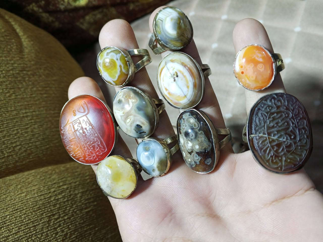 سلام عليكم خواتم للبيع شلع عله ١٨ الف قفل ***********
