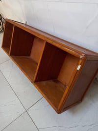 رف • رفوف • ديكور منزلي • اثاث منزلي • اثاث