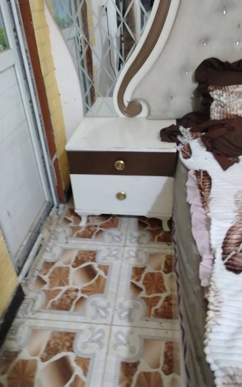 سلام عليكم عندي غرفة اخت الجديده نوع   تركي  السعر 850


**إذا كنت صاحب هذا الإعلان وتريد حذفه لأي سبب، رجاءا أرسل رسالة إلى الدعم الفني**