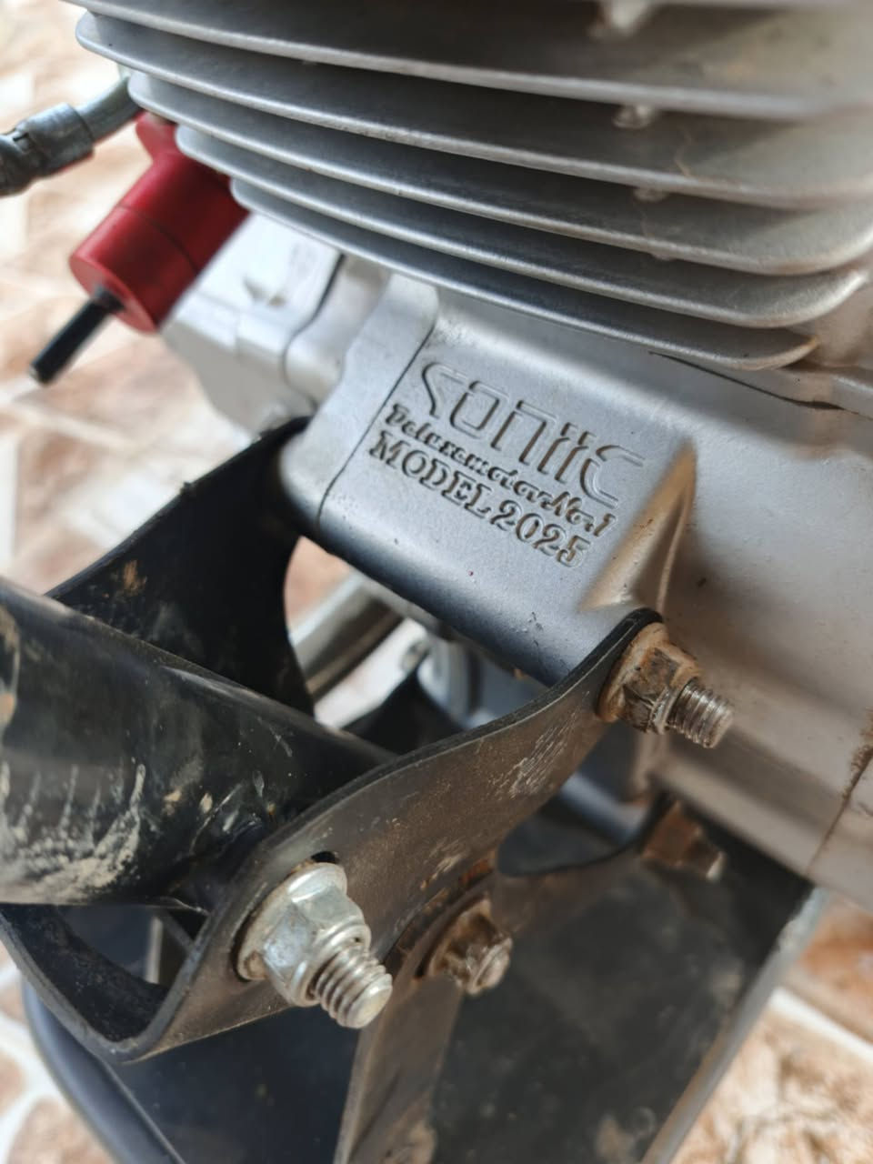 سلام عليكم دراجة سيفان موديل 2025محرك 200ccدبل دسك واحد على واحد بصمتين سويجين لون مميز كلج عمبار 
عنوان ديالى الخالص سعر خاص


**إذا كنت صاحب هذا الإعلان وتريد حذفه لأي سبب، رجاءا أرسل رسالة إلى الدعم الفني**