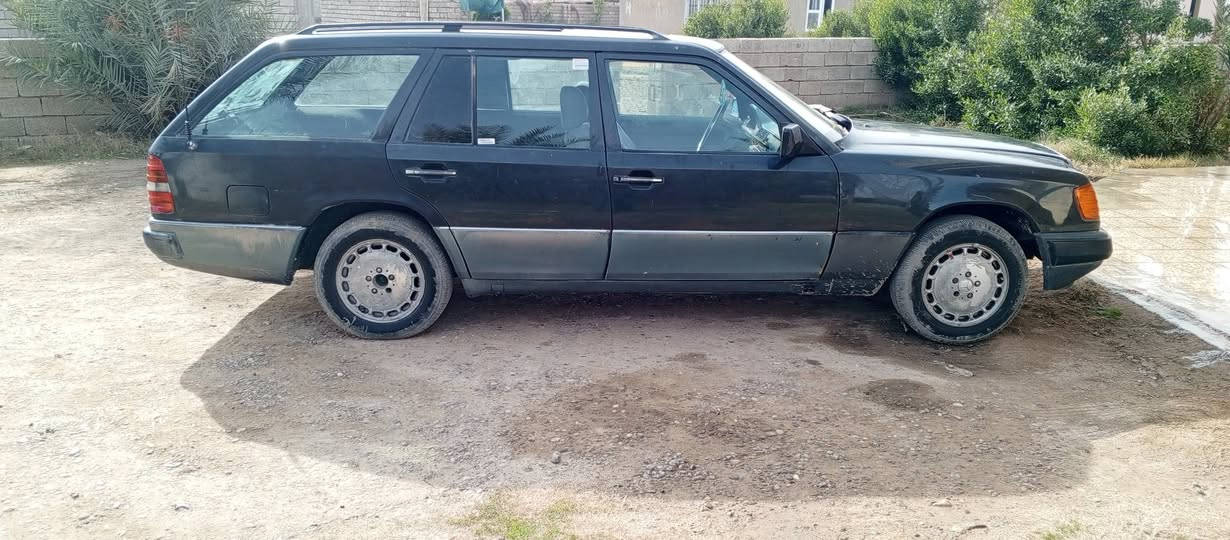 للبيع مارسدس دب ستيشن موديل 91 نينوى دولي بسمي شرط التحويل مكينه بلاديه خراطيم 4  بستم تدفه تبريد شرط سياره جاهزة السعر 45 ورقه العنوان صلاح الدين قضاء بيجي الاتصال على الارقام *********** / ***********
