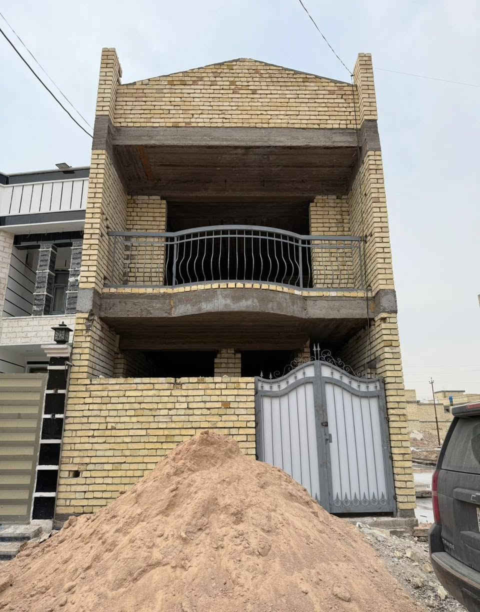 السلام عليكم كيفك بناء مصري شغل درجه اولى اسعار مناسبه لجميع لرقم التلفون***********
