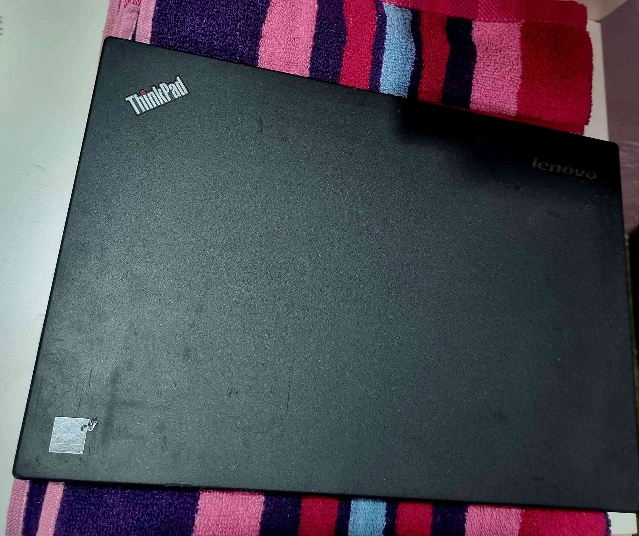 السلام عليكم ورحمة الله وبركاته
#للبيع لابتوب لينوفو T450

كوراي 5 جيل 5

الرام 8 

هارد 256 SSD.M2

كرت شاشه 4

حجم الشاشه 14

بطاريه 3 ساعات 

كيبورد ضوئي 

ويندوز 10 برو 

ضمان يومين من اي خلل 

ملحقات شاحنه اصليه 

جنطه ماوس و باد ماوس 
السعر 175 الف 

تواصل خاص او على الرقم 

***********
