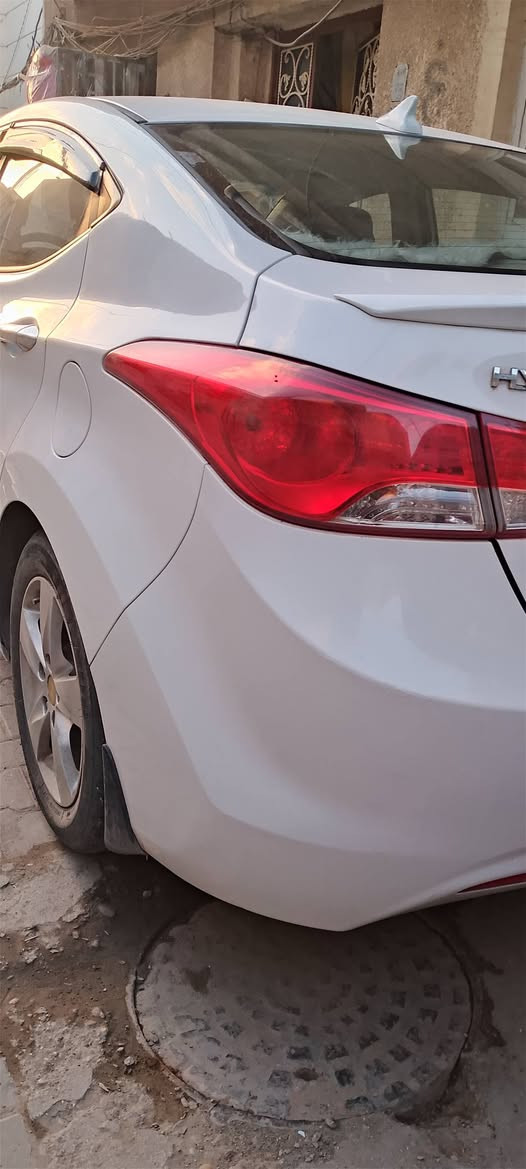 سلام عليكم النترا 2013 وارد خليجي بأسمي الرقم الجديد محرك كير خير من الله مكفول السعر 11000 ***********
