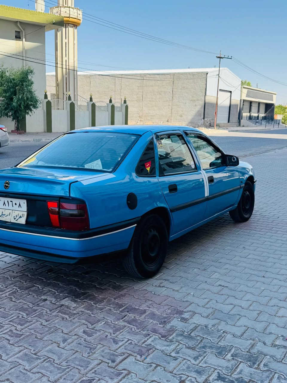 اوبل فكترا موديل 1991بدون ضربه صبوغ جمالي لون سمائي كوبون بنزين بي 4تايرات جديد كهربايات شغال
كركوك اسكان سعر39$بي مجال 
***********
*********** كركوك, العراق

