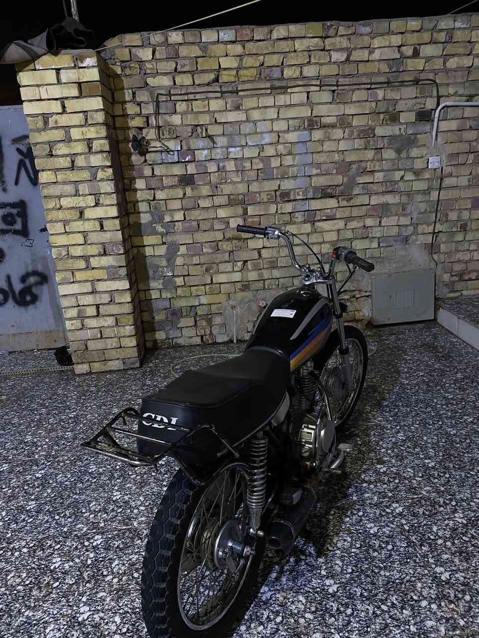 السلام عليكم دراجه ايراني تعمير ' نامه المكينه وتفيلس ما مفيلسه ' دراجه نضيفه ' وصارلها مضمومه حوالي خمس اشهر ' السعر ٧٠٠ 'متواجد بس ع رقم ***********
