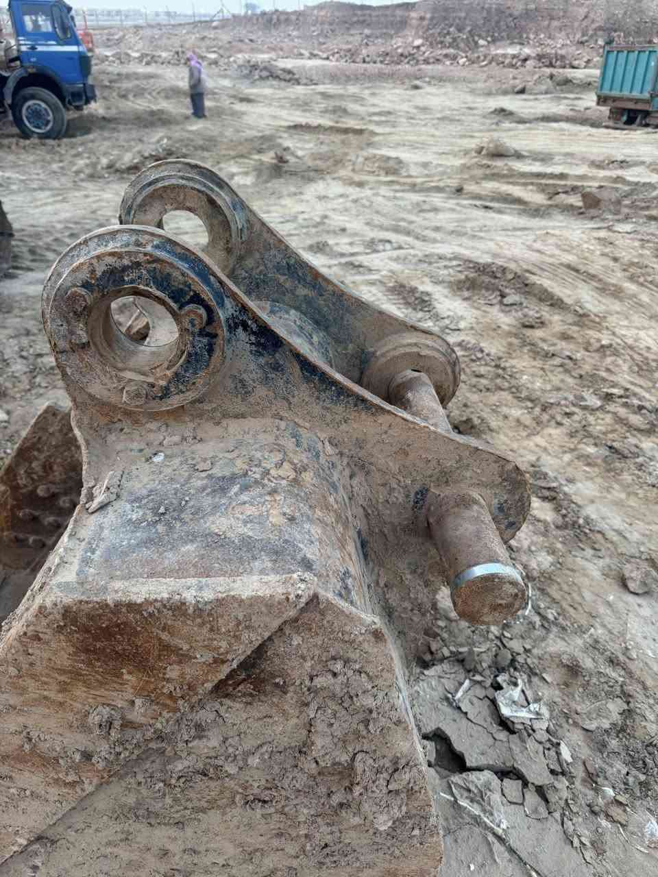 السلام عليكم للبيع كيله حفاره داش سكس كيله بحاله جديده جدا  السعر ١٠  الموشراي لا يتصل ***********
