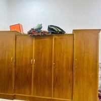 غرفة نوم • جديدة • تحتاج قفلة وصبغ