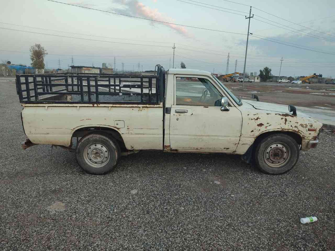 توتیا یبانی اسڵی گێڕو مکینە اکسل شاسی بە شرتە سعر سە نە وی تحویل خرامە بە شرتە سعر 17 ورقە ژم ***********  ***********
