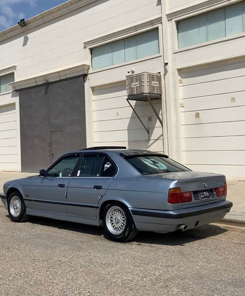 بي ئيم ٥٢٠گيرعادي ئارم پلاستيك سليماني به شه رت سلايت كاره بايي ٢ جام كاره بايي جه مپه كي پيشي خه فيفي هه يه ته قه و ره قه به شه رت ٤ تايه ويلي لؤكي له سه ره گير و مه كينه به شه رت داواي ٤٠ وه ره قه و مه عمه له يه كي برايانا شوين هه ولير أربيل, العراق


**إذا كنت صاحب هذا الإعلان وتريد حذفه لأي سبب، رجاءا أرسل رسالة إلى الدعم الفني**