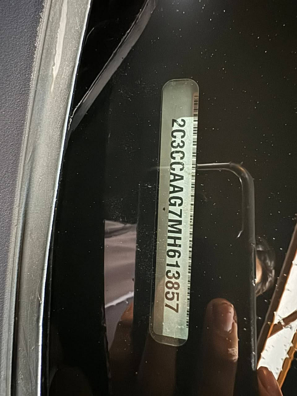 اوبامه 2021 
كتاب ضباط ماشيه 60ميل 
بدون رقم رقمها مجاني فقط رسوم تدفع 
اسود تورنك 
حادث جاملغ وبنيد واجه بيها كلير من امريكا 
السعر 215وبي مجال 
الرقم ***********
