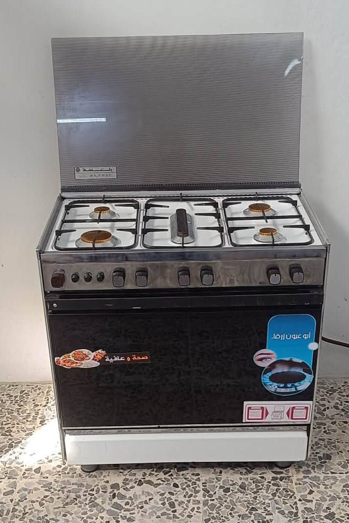 طباخ عشتار عراقي 5 عيون 
حجم عملي مناسب 80*50
 5 شعلات قوية 
 فرن شغال خط واحد
  لون ابيض مقاوم
 السعر 170 بي مجال


**إذا كنت صاحب هذا الإعلان وتريد حذفه لأي سبب، رجاءا أرسل رسالة إلى الدعم الفني**