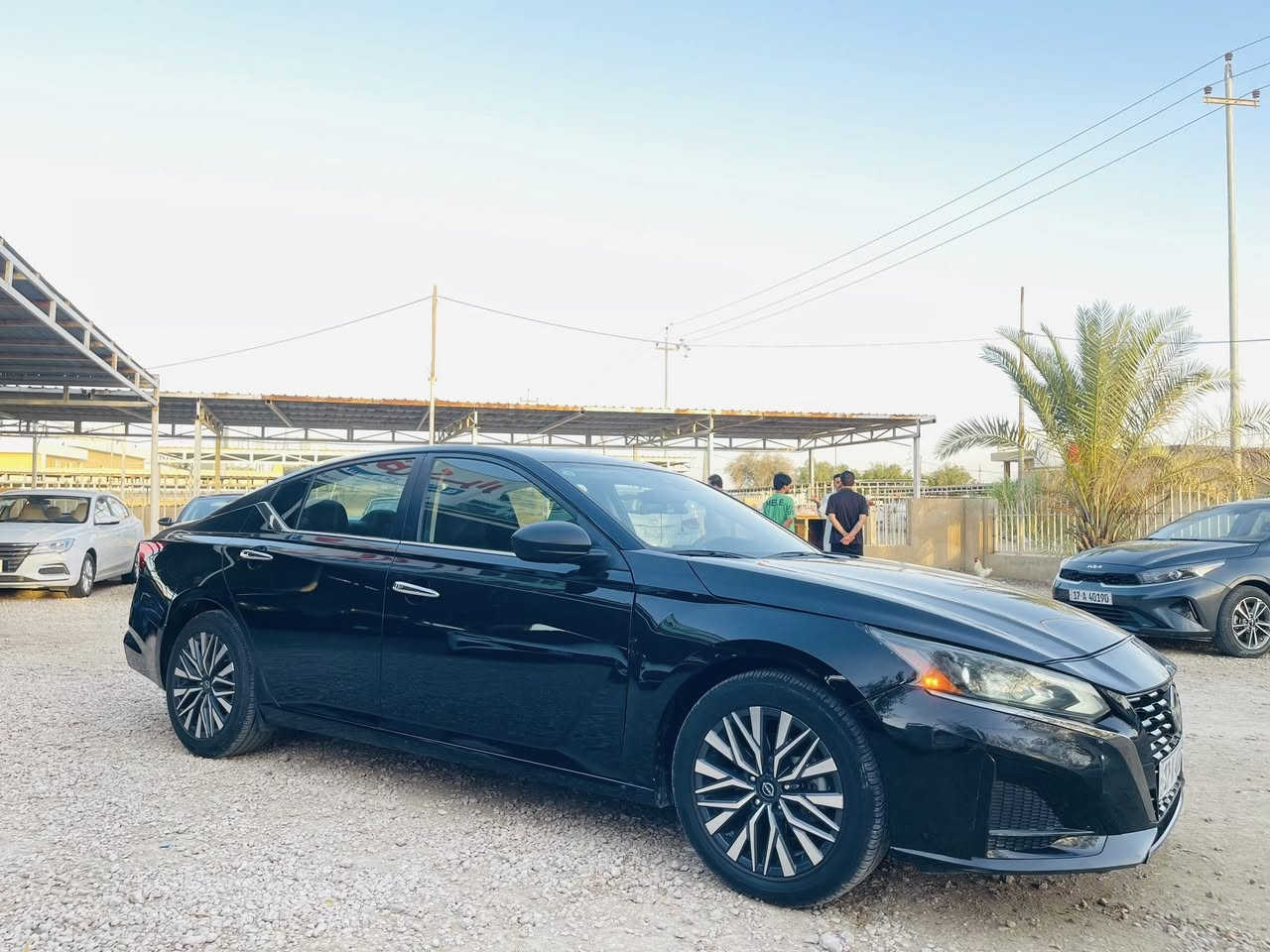 سلام عليكم
نيسان ألتيما 2024 
معوقين وكاله عامه من المالك مباشر
مواصفات:
* شاشة 8 إنج مع Apple CarPlay و Android Auto
* كامرة خلفية + حساسات
* رادار أمامي + تحذير مغادرة المسار
* Blind Spot + Rear Cross Traffic
* تشغيل بصمة + دخول ذكي
* مثبت سرعة ذكي
* سكان جلد سبورت D-Shape
* جنوط 18 إنج سبورت أصلية
* LED أمامي وخلفي + Fog Lights
* مرايا كهرباء بإشارات
* 6 سماعات / متوفر Bose بالفئة البريميوم
* مقاعد Zero Gravity مريحة جدًا
* صندوق واسع + صرفية ممتازة
* Safety Shield 360 كامل للسلامة
* ⁠السونار مرفق بل منشور
* ⁠📍المركز /السماوه /معرض كرار لتجاره السيارات
* ⁠للأستفسار/ ‭0781 913 3984
